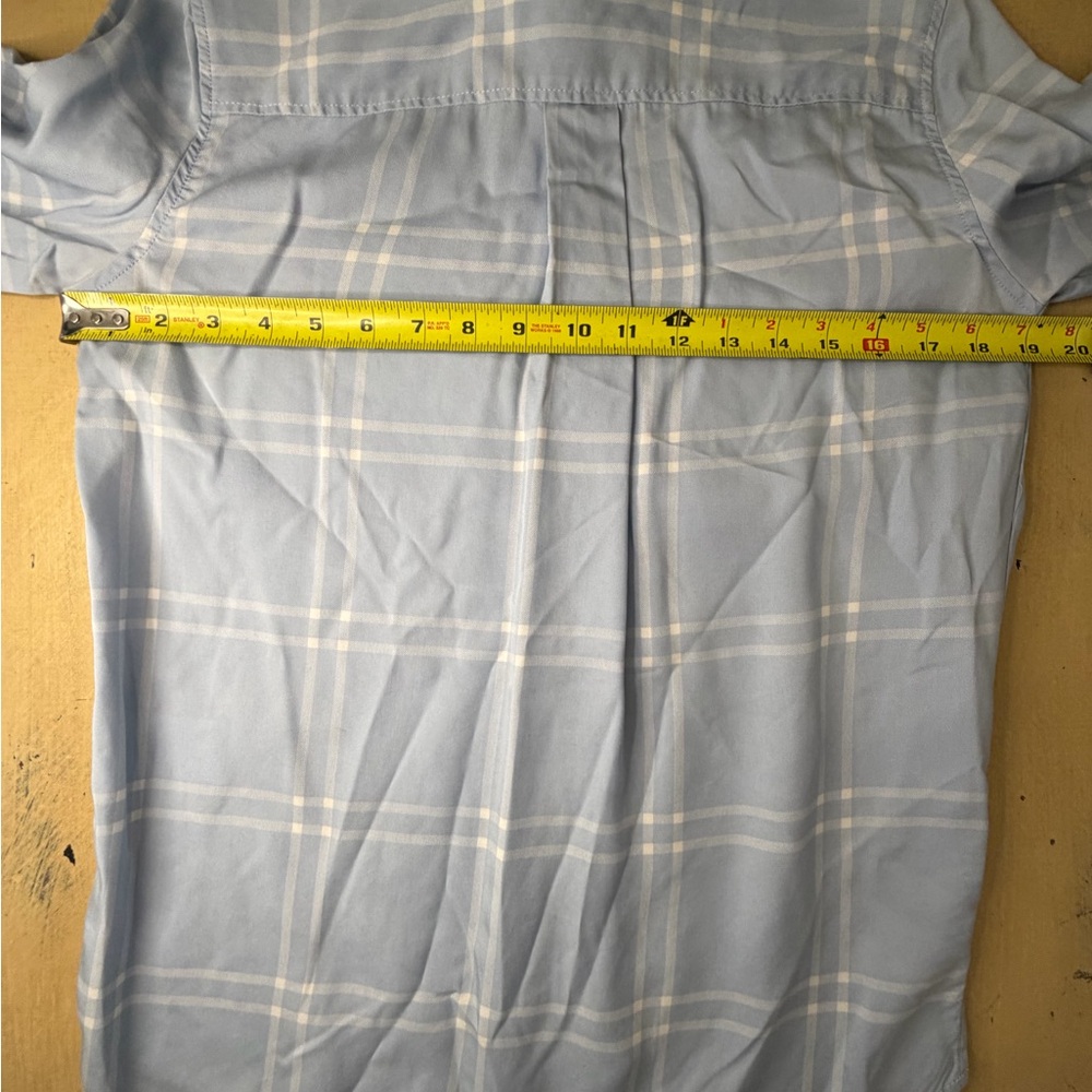 Express Women’s Blue Plaid Button Down Shirt - Picture 6 of 8